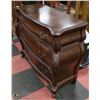 Image 3 : CARVED SOLID WOOD 3 DRAWER DRESSER