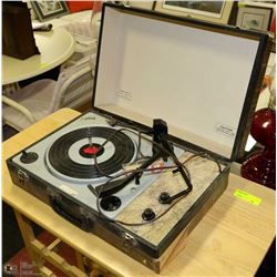 VINTAGE EATONS 703 TURNTABLE IN WOOD CASE