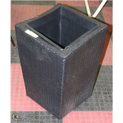 RATTAN WICKER PLANTER