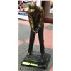 Image 1 : BRONZE GOLFING STATUE