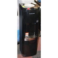 BLACK & DECKER HOT & COLD WATER