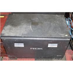 ROK TOOL BOX - 32"X18"X16".