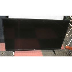 LG 43" FLAT SCREEN TV WITH REMOTE
