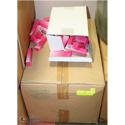 CASE OF LIP PLUMPER BRUSHES