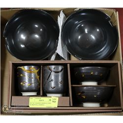 SET OF 2 NOODLE BOWLS (1 SPOON) & ORIENTAL 2 BOWLS