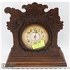 Image 1 : ANTIQUE GINGERBREAD MANTLE CLOCK