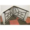 Image 2 : FOLDING TABLE