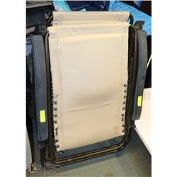 PAIR OF FOLDING PATIO CHAIRS