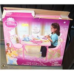 DISNEY PRINCESSES TABLE AND CHAIRS ON CHOICE