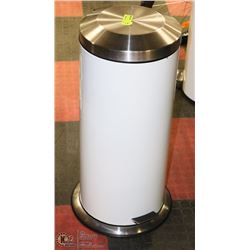 ST STEEL GARBAGE CAN ON CHOICE