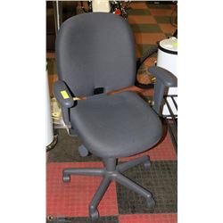 HYDRAULIC OFFICE CHAIR