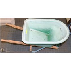 CHILDRENS WHEELBARROW