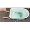 Image 1 : CHILDRENS WHEELBARROW