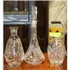 Image 1 : 2 PINWHEEL CRYSTAL VASE WITH 1 DECANTER