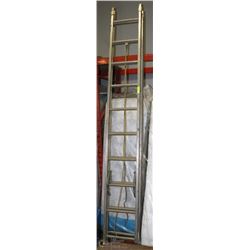 28 FT FEATHERLITE EXTENSION LADDER