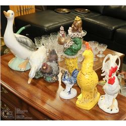 ESTATE 7PC DUCK,ROOSTERS, CLOWN ORNAMENTS