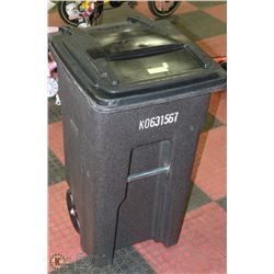 NEW 120L TOTER BIN WITH LID ON WHEELS