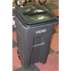NEW 120L TOTER BIN WITH LID ON WHEELS