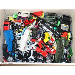 BOX OF HOTWHEELS AND CARS.