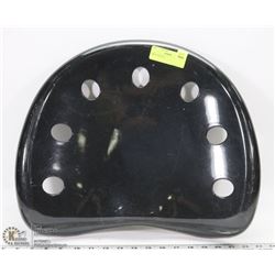 TRACTOR SEAT