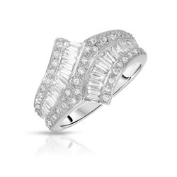 18KT White Gold 1.23ctw Diamond Ring