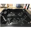 Image 2 : CAL SPAS TRANQUILITY 7'X7' HOT TUB WITH 40 HALO SS JETS, 3 PILLOWS, 5.5KW HEATER, 50 SQ FT FILTER,