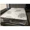 Image 1 : QUEEN MATTRESS & BOX SPRING SET