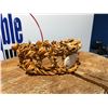 Image 2 : RED CEDAR BARK WITH SHELL PRINCESS CROWN BY WAYNE BELL (9" X 3")