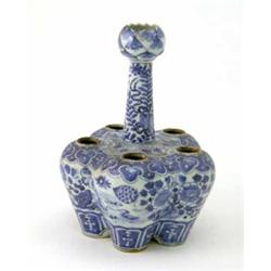 A 19th century Chinese porcelain tulip vase, painted with ducks and flowers in underglaze blue, 9...