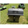 Image 2 : John Deere LX178 mower