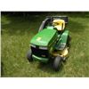 Image 4 : John Deere LX178 mower
