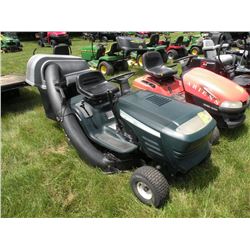Craftsman riding mower w/bagger
