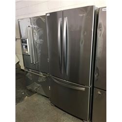 Whirlpool 2 door 1 drawer stainless steel fridge *NEW, TESTED, COSMETIC DAMAGE*