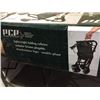Image 1 : lightweight folding rollator