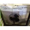 Image 1 : 12" Oscillating table fan