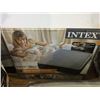 Image 1 : Intexinflatable mattress Full size