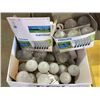 Image 1 : Box of misc light bulbs.