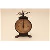 Image 1 : ANTIQUE HOUSEHOLD SCALE