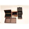 Image 1 : VINTAGE BOX LOT