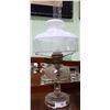 Image 1 : VINTAGE ALADDIN OIL LAMP