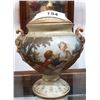 Image 1 : VICTORIAN PORCELAIN LIDDED JAR