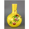Image 3 : Yellow Ground Peaches Porcelain Vase Tongzhi Mk