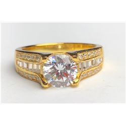 Beautiful 18k Diamond Ring(cts)