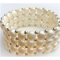 Ravishing White Pearl Bracelet