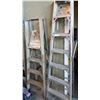 Image 1 : 2 ALUMINUM STEP LADDERS