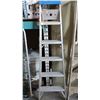 Image 1 : 6 FOOT ALUMINUM A FRAME LADDER