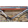 Image 2 : BLUE BAYCREST BIKE