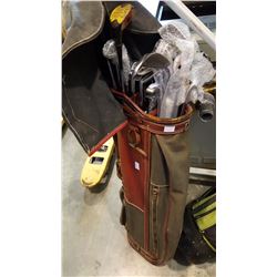 GOLF BAG W/ RH GOLF CLUBS