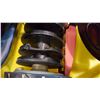 Image 2 : BOWFLEX ADJUSTABLE DUMBELL SET AS IS
