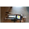 Image 2 : 2 TON HYDRAULIC JACK